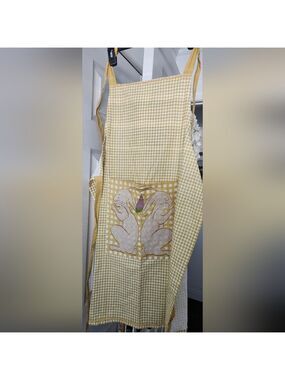 NWT Pier 1 Imports Easter Apron Yellow Plaid Bunny Rabbits